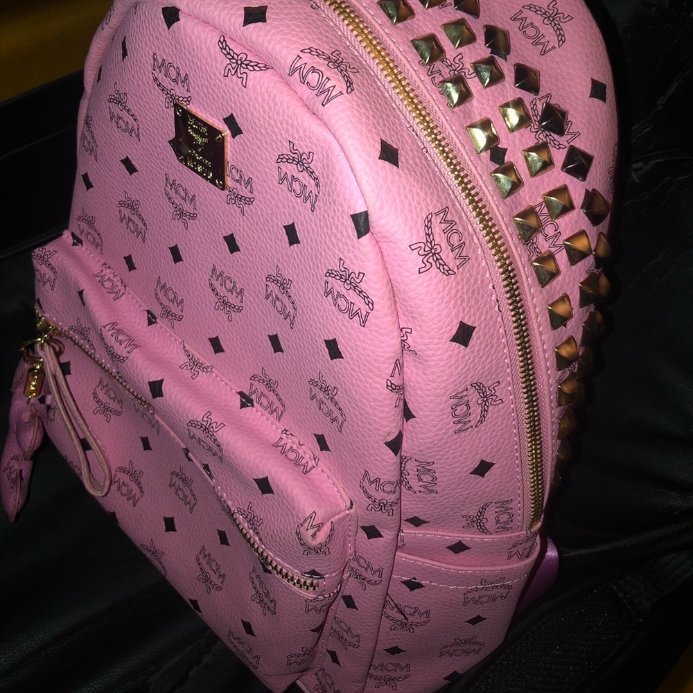 Pink MCM backpack (large)